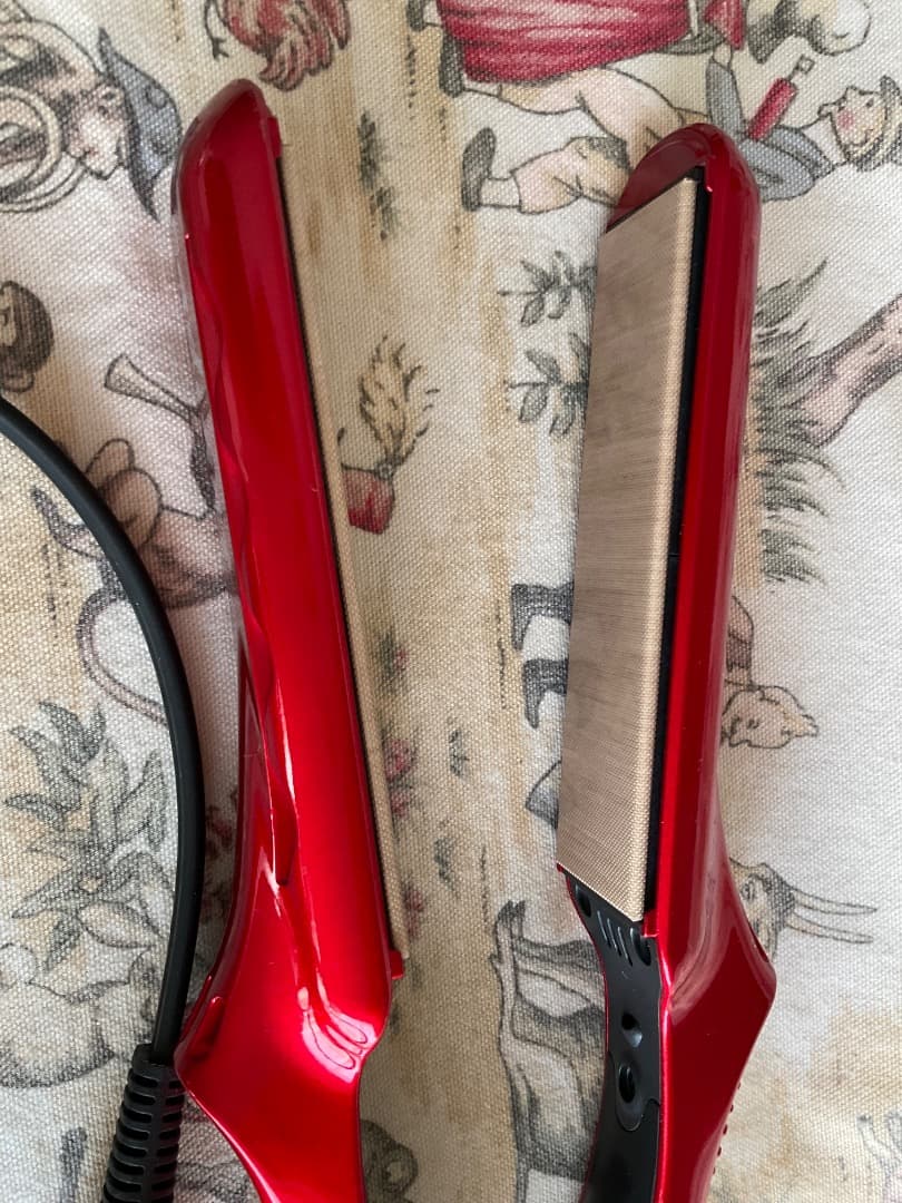 美品　radiant 28mm ストレートヘアアイロン