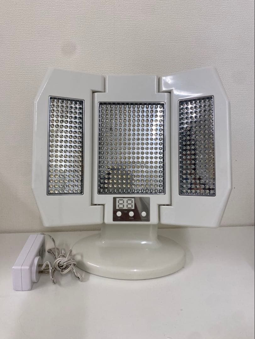 【新品同様】赤外線照射　 コルポプチCORPO putit LED美顔器