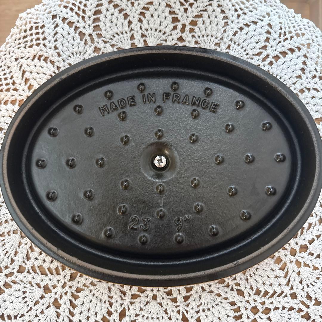 【美品】STAUB ストウブ ラココット オーバル 23cm マスタード 両手鍋