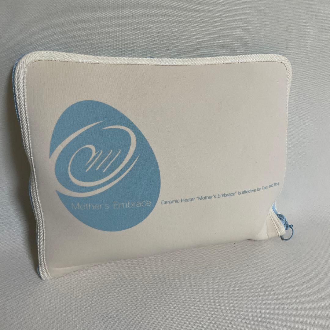 マザーズエンブレイス　温熱美容機器　定価132,000(税込)