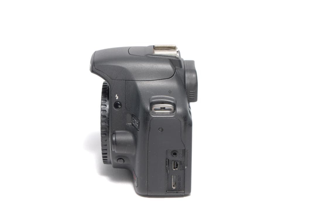 ✨Canon Kiss X3✨ショット数少✨軽量&入門モデル✨一眼レフカメラ✨