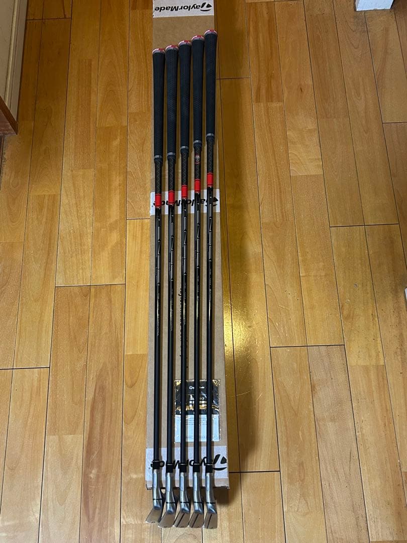 テーラーメイド　ステルスアイアンセット ６〜PWの5本セット