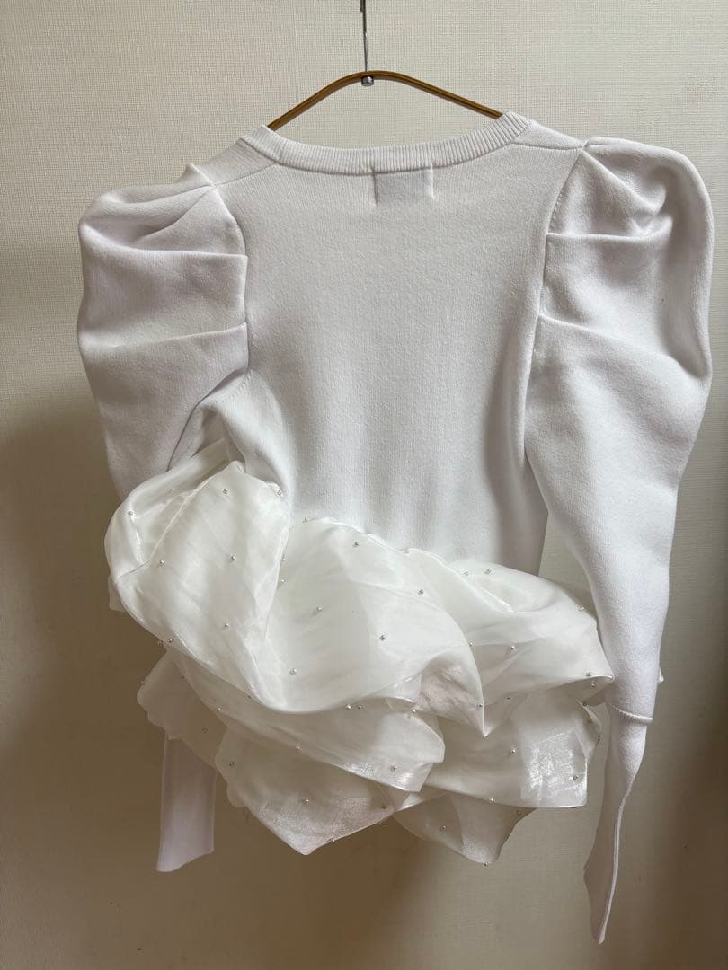 Bibiy. AMELIE PEPURAMU KNIT 白