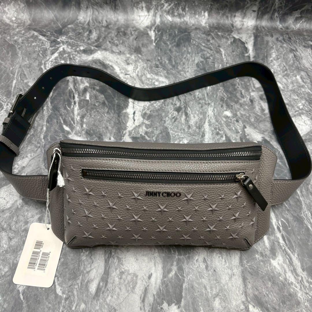 未使用タグ付 JIMMY CHOO ボディバッグ エンボス グレー ななめがけ