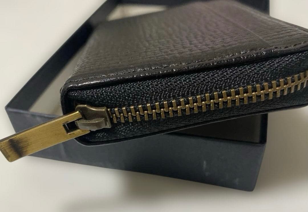 【週末お値下げ】バーバリー　ラウンドファスナー　ケース ブラック　メンズ