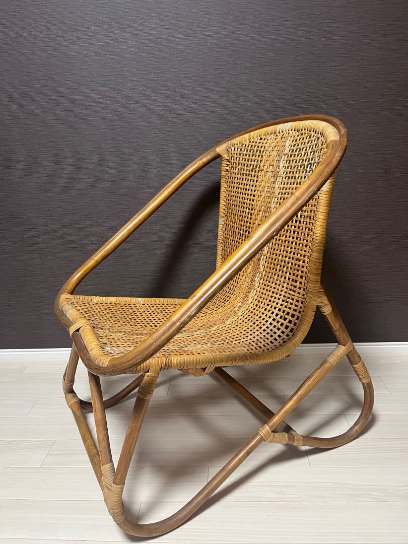 古家具ナチュラル天然素材　ラタンフレーム　ラタンチェア　椅子　アームチェア　２