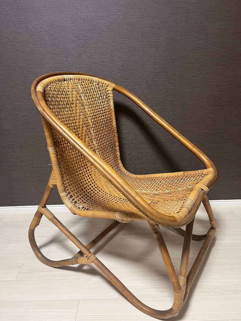 古家具ナチュラル天然素材　ラタンフレーム　ラタンチェア　椅子　アームチェア　２