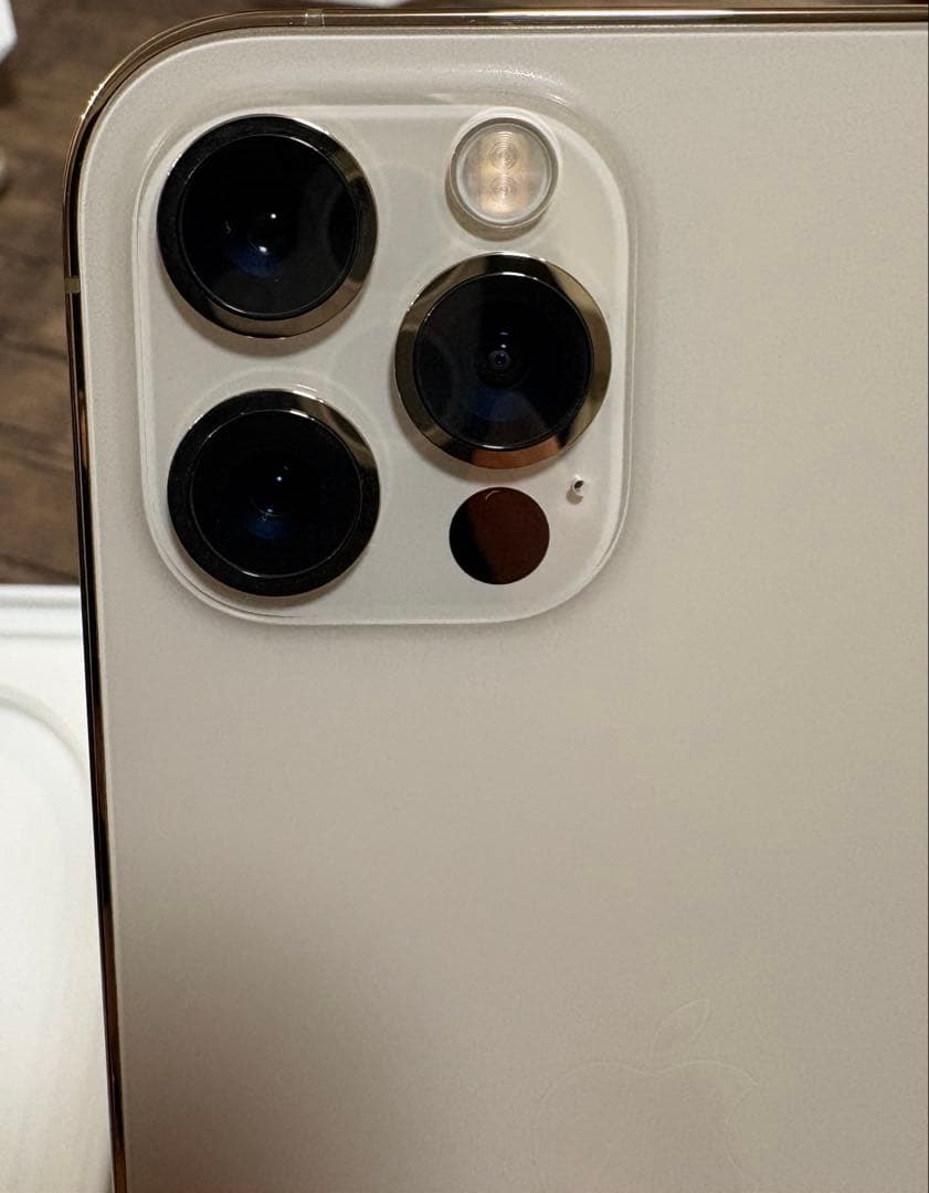 美品　iPhone12pro gold ゴールド　128GB SIMフリー　携帯