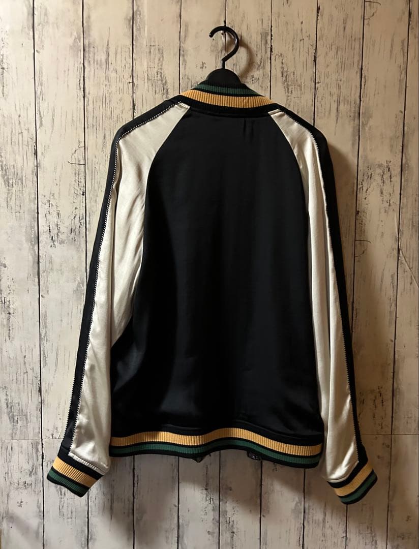 glamb ジョジョ　ディオ　スカジャン　M