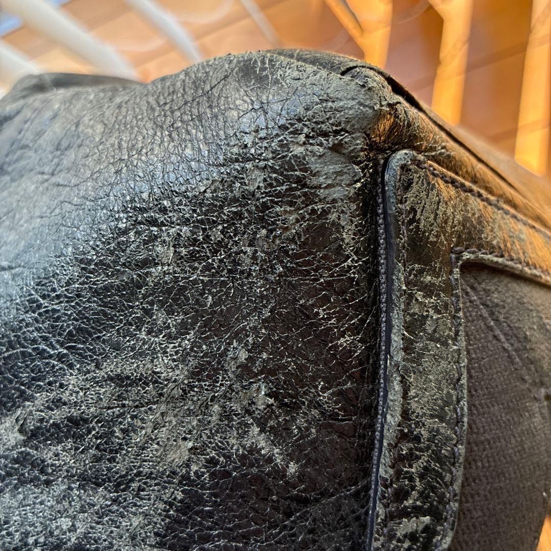 Balenciaga バレンシアガ ネイビーカバ