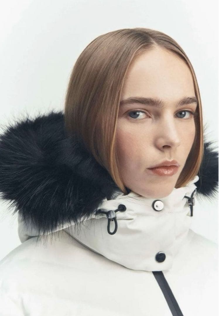 美品 ZARA SKI COLLECTION スキーウェア　ダウンジャケットM