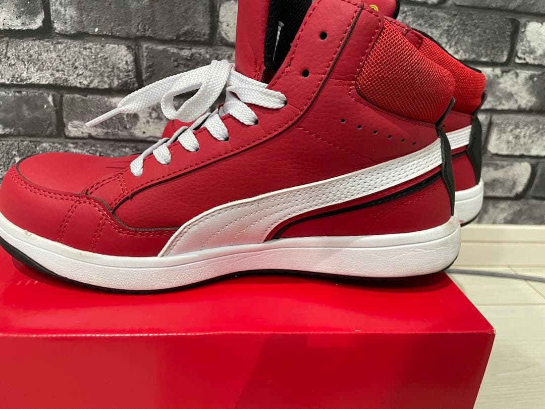 PUMAプーマ安全靴スニーカーセーフティー靴衝撃吸収制電作業26.5センチ