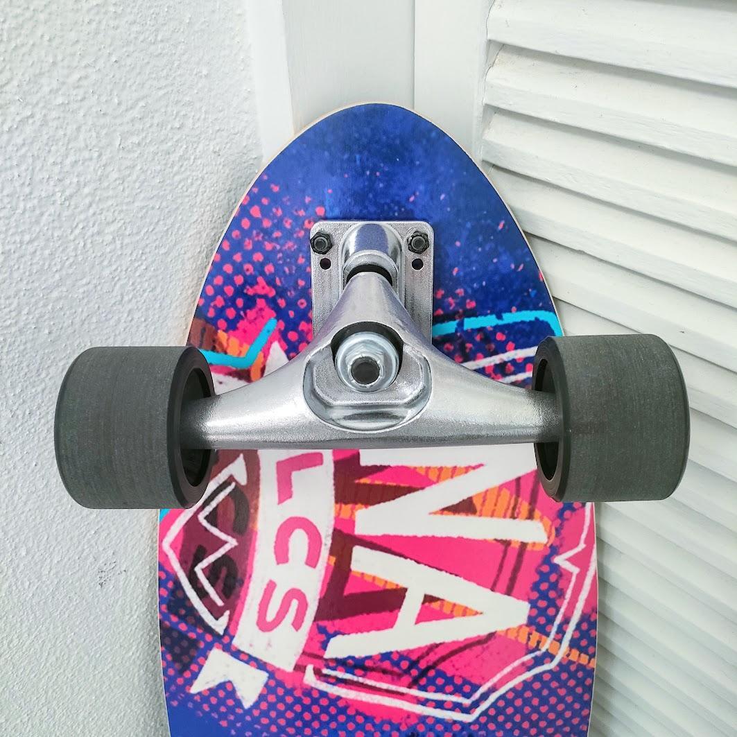 サーフスケートコンプリート カーバーCARVER CX4 ヤウYOW