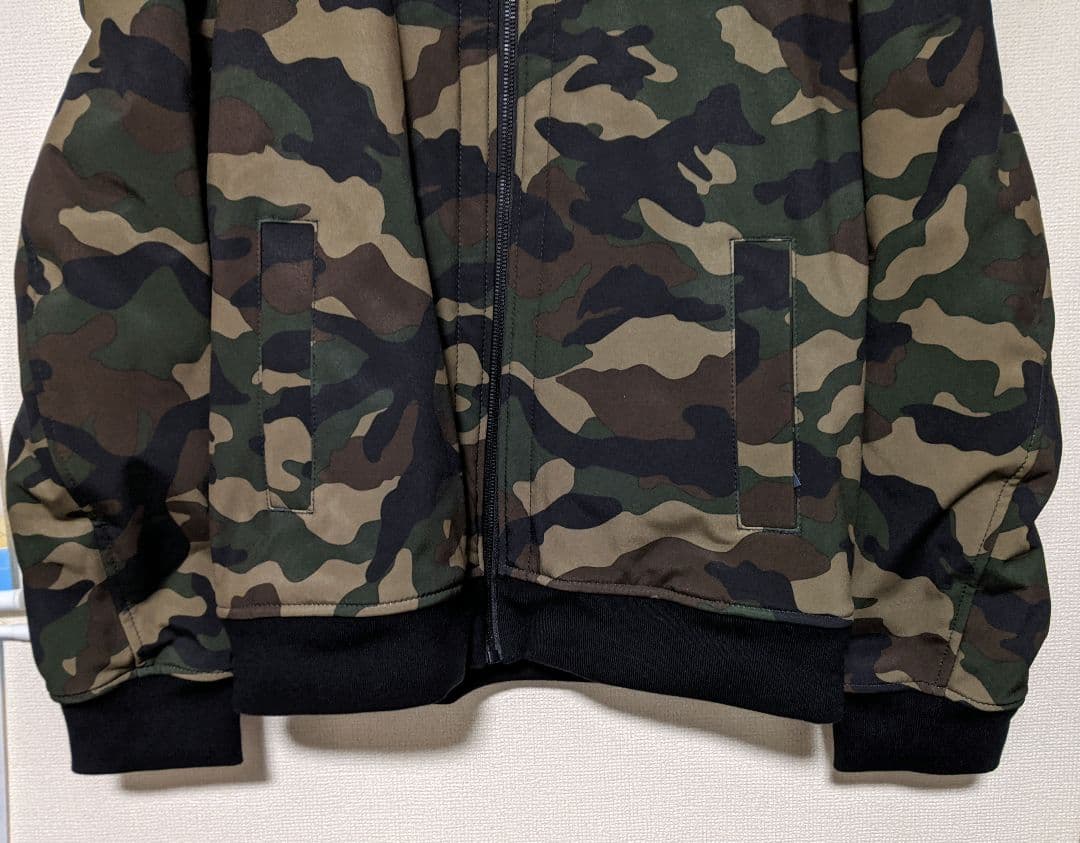 【 】フード付き中綿ジャケット/総柄/迷彩/ロゴ/新品