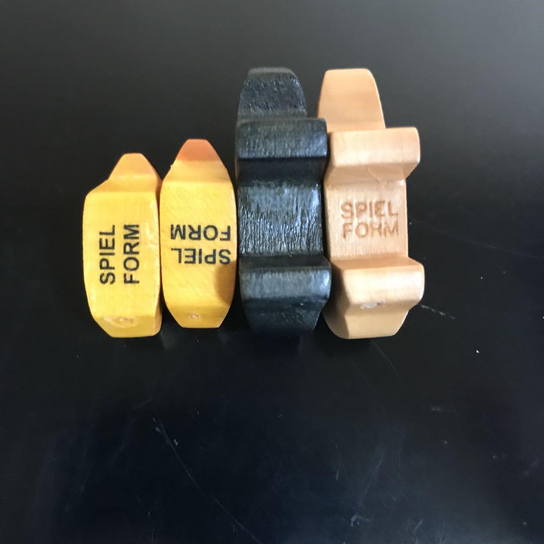 SPIEL FORM ヒツジ　ヒヨコ　スピールフォーム　木のおもちゃ　知育玩具