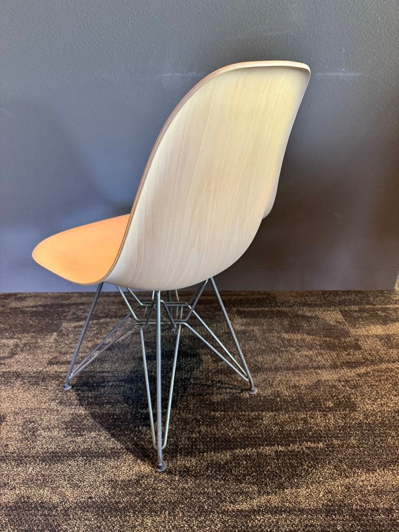 ハーマンミラー正規品　イームズウッドシェルチェア