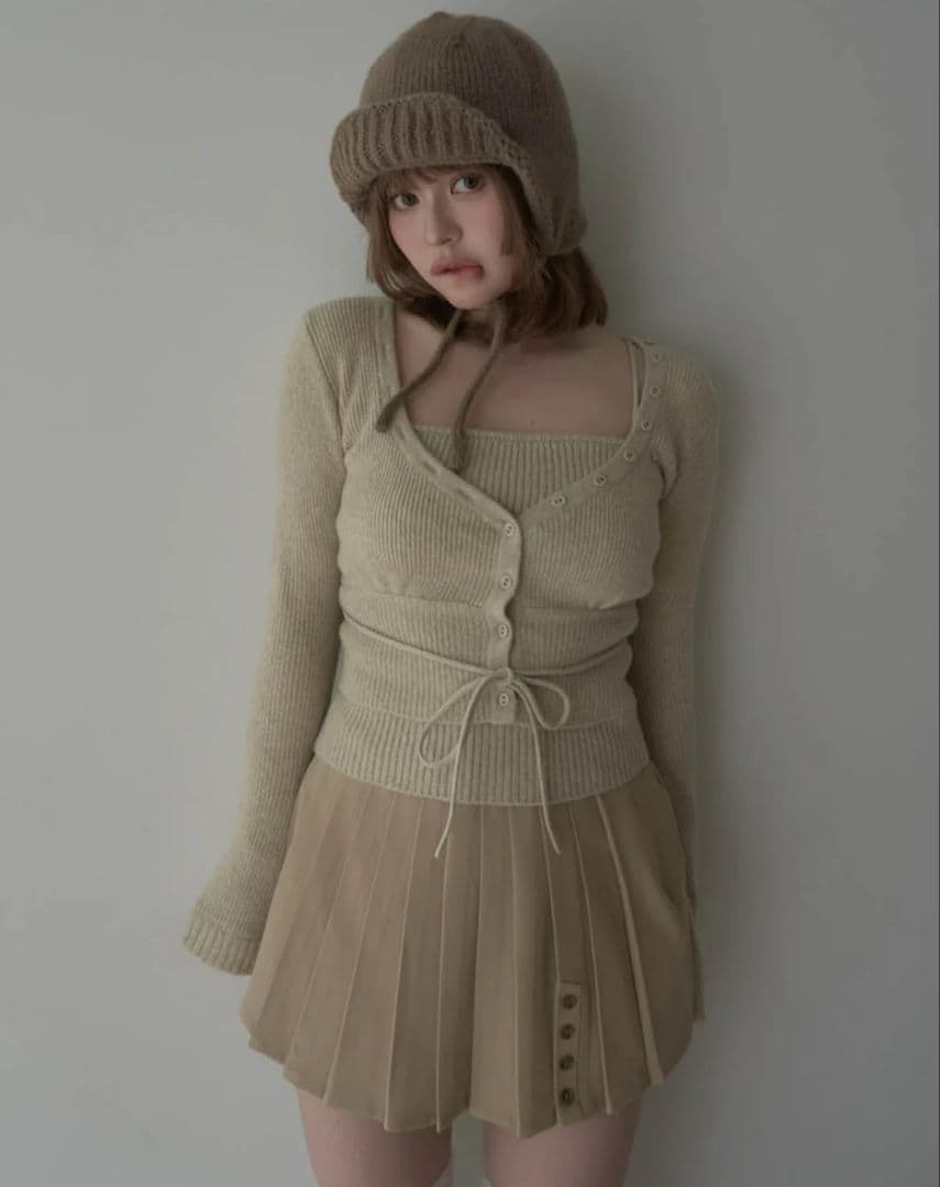 andmary Delta button tops ベージュ