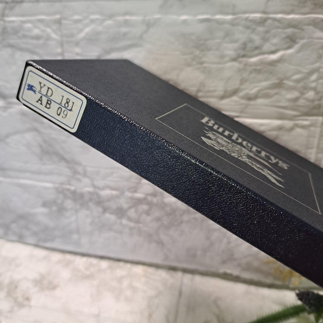 ✨️新品未使用✨️Burberryバーバリー 長財布ノバチェック 黒　箱付き