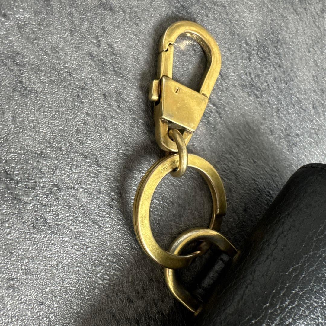 GUCCI AirPodsケース オールレザー ゴールド金具 ブラック　人気