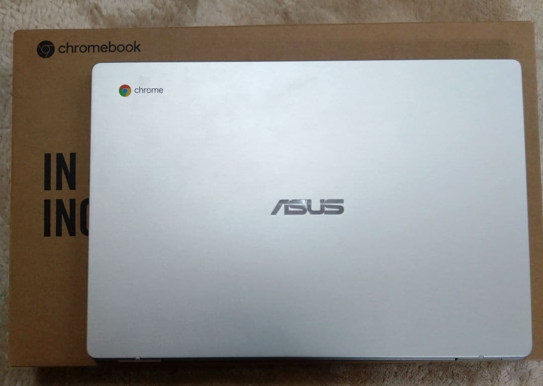 ASUS Chromebook c523na シルバー