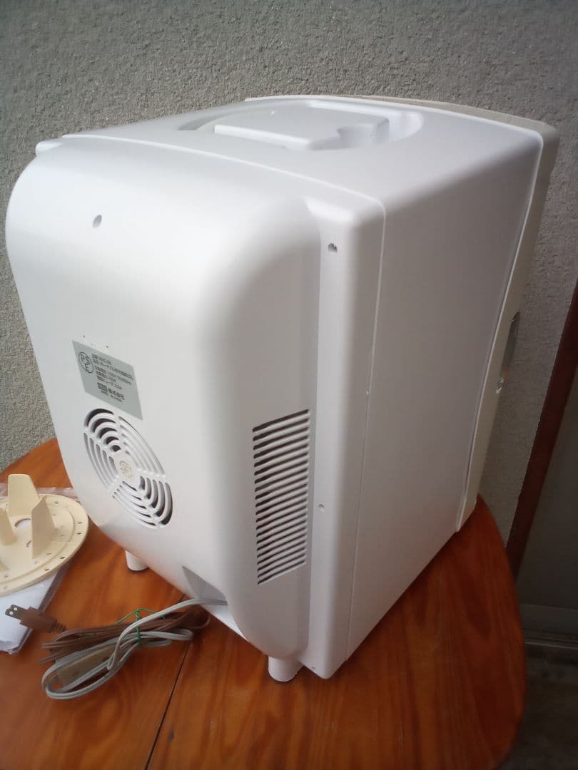 ポータブル冷温庫25リットル（修理改造）保温保冷切替　　ボウリングボール油抜きも