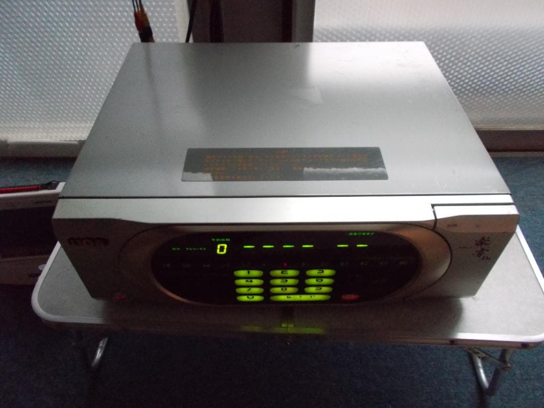 ＵＧＡ　楽宴ＬＫＳ－０１中古動作品　キョクナビＪＲ３００とセット