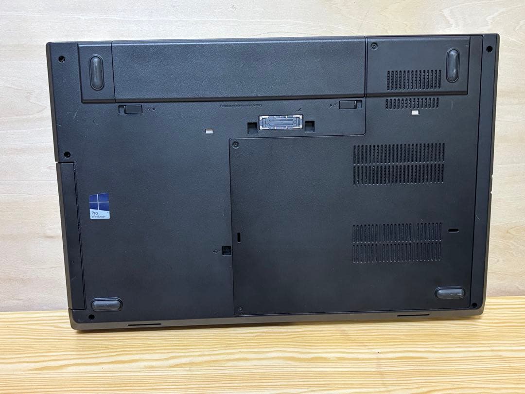 中古PC レノボ L560 i5-6200U メモリ12GB 256GB
