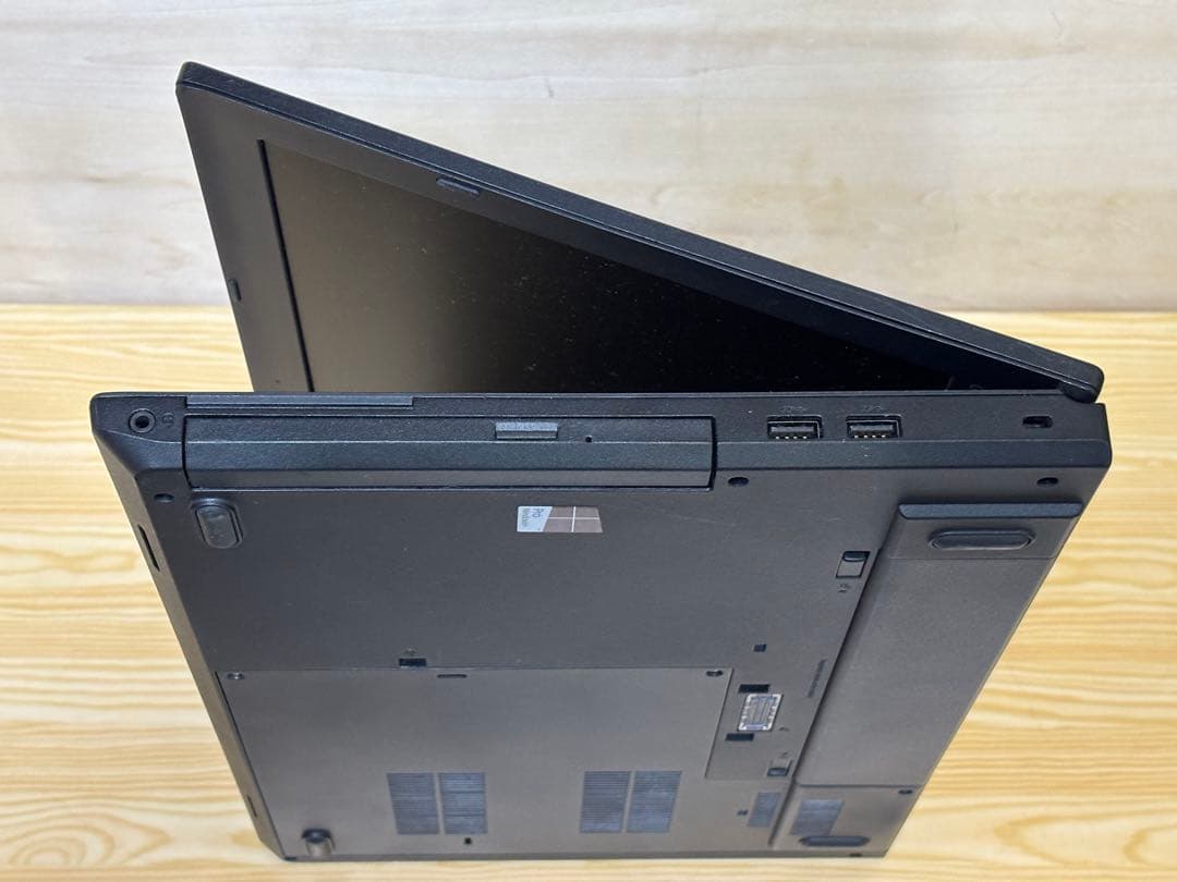 中古PC レノボ L560 i5-6200U メモリ12GB 256GB