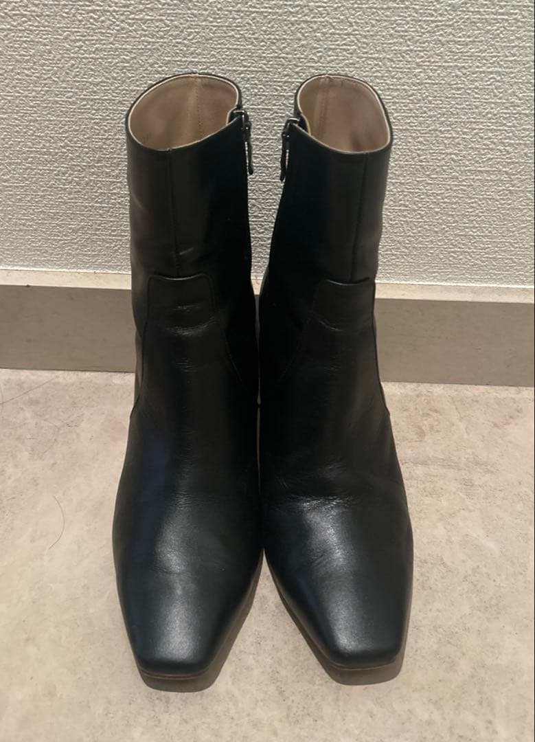 DIANA ブラックレザー ブーツ 7cm板ヒール