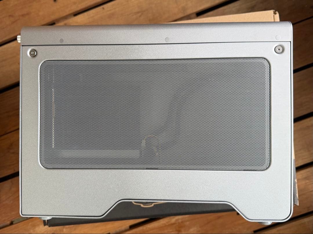 AKiTiO Node Pro Thunderbolt 3 PCIe拡張ボックス