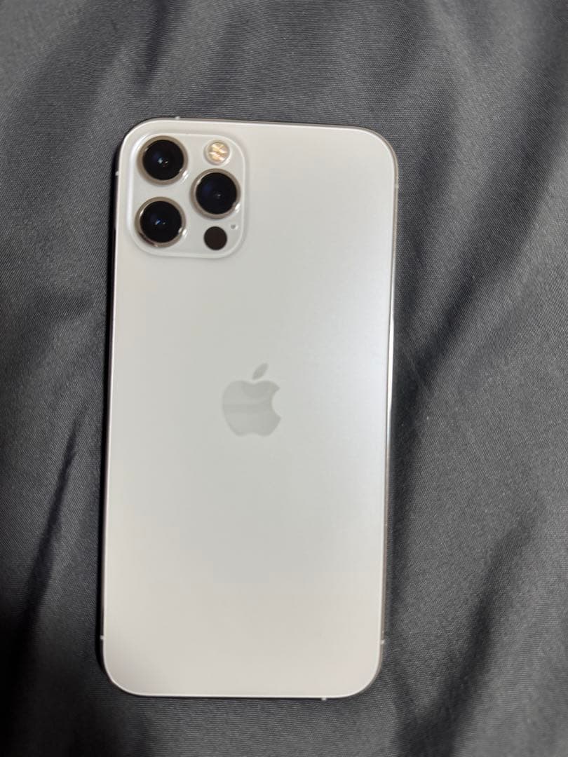 Apple iPhone 12 Pro シルバー 6.1インチ