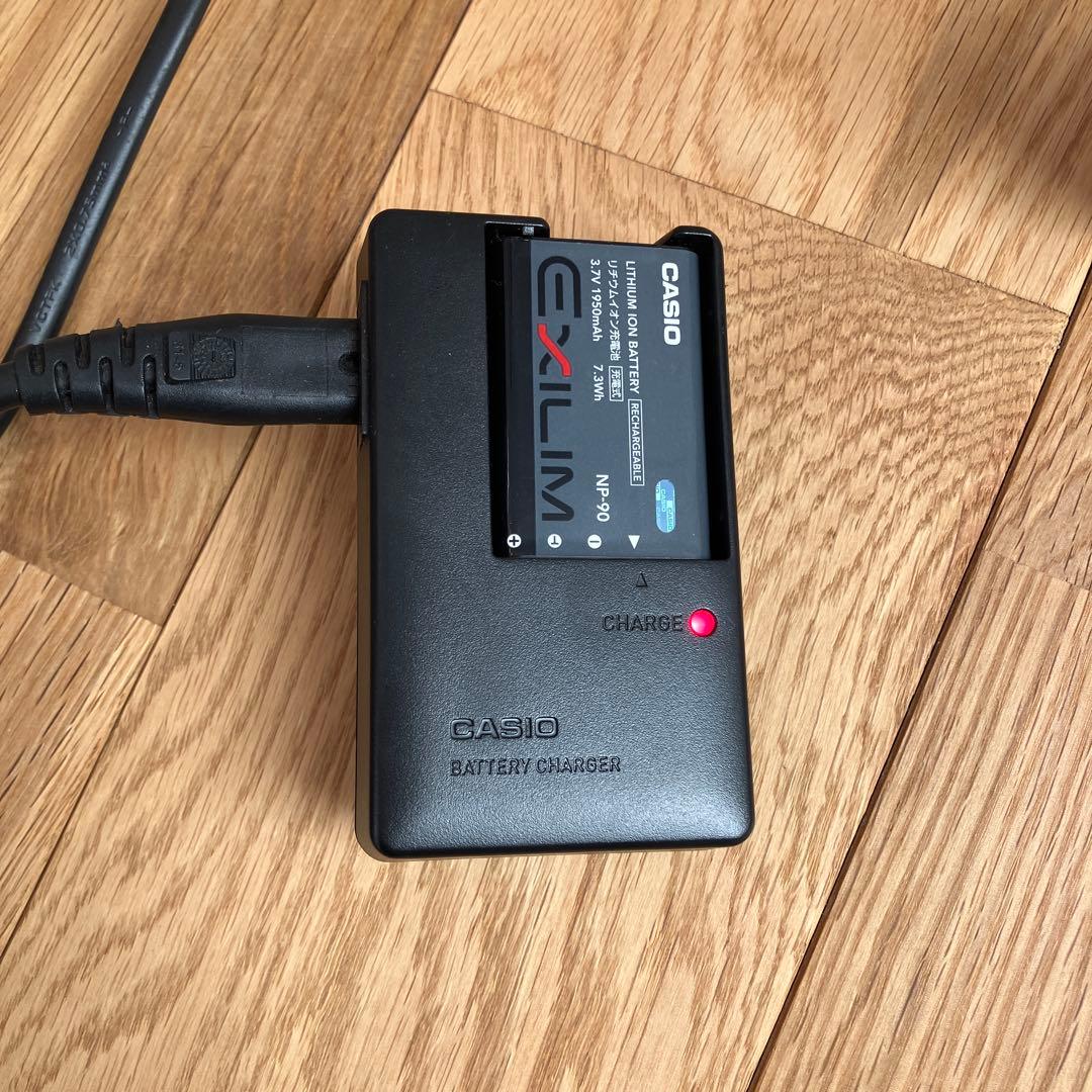 CASIO EXILIM EX-H15 コンパクトデジタルカメラ