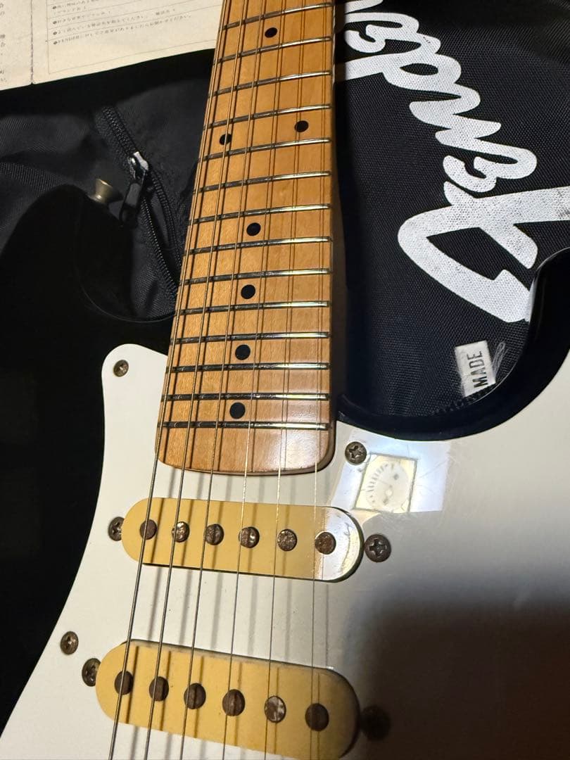 Fender Japan Stratocaster 21フレット ダメージあり