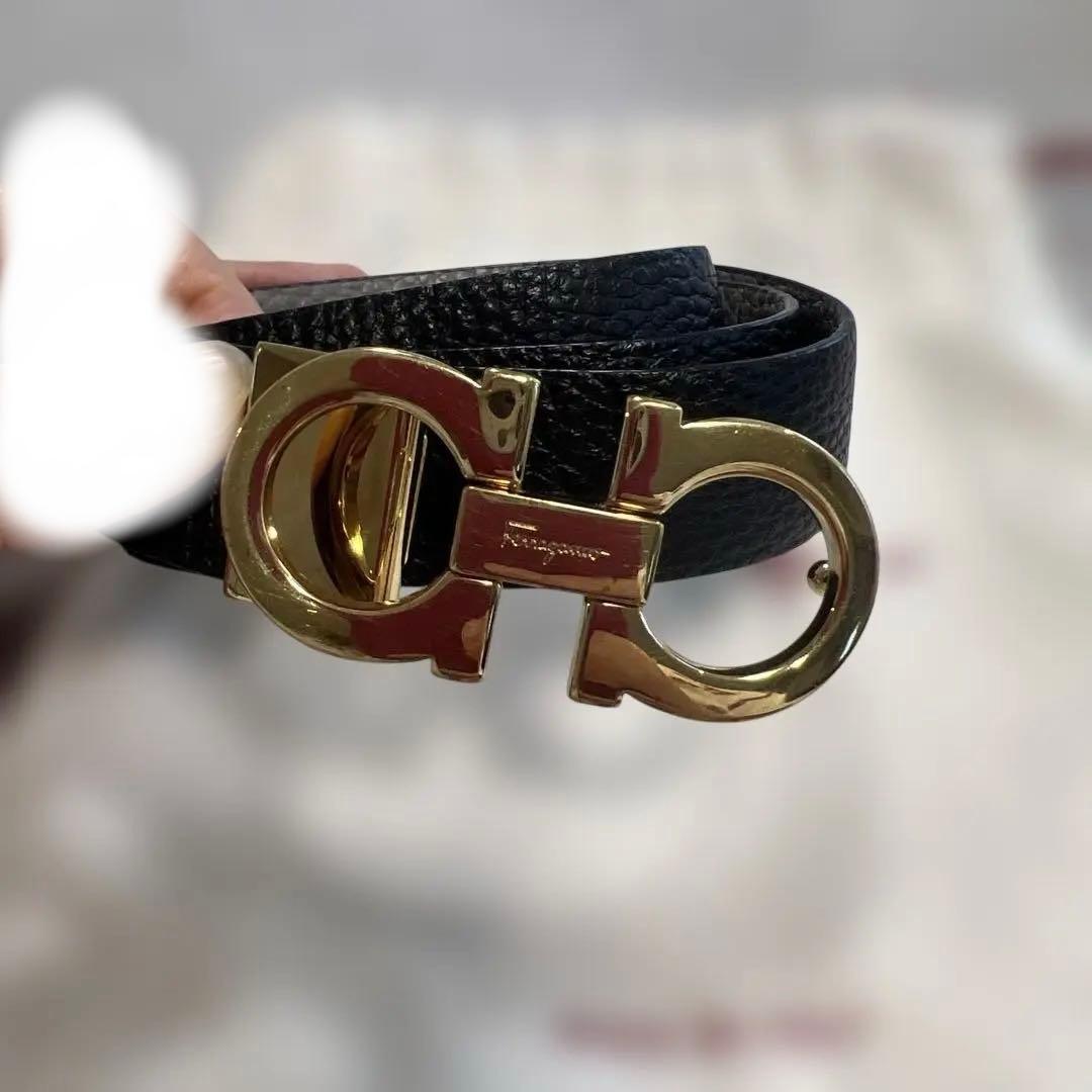 【最終値下げ】フェラガモ　リバーシブルベルト