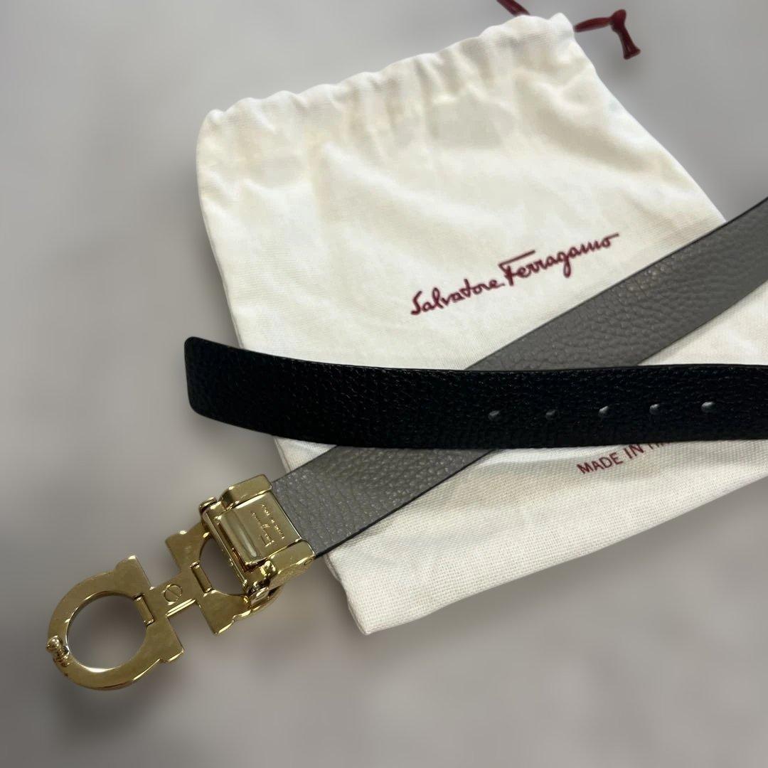 【最終値下げ】フェラガモ　リバーシブルベルト