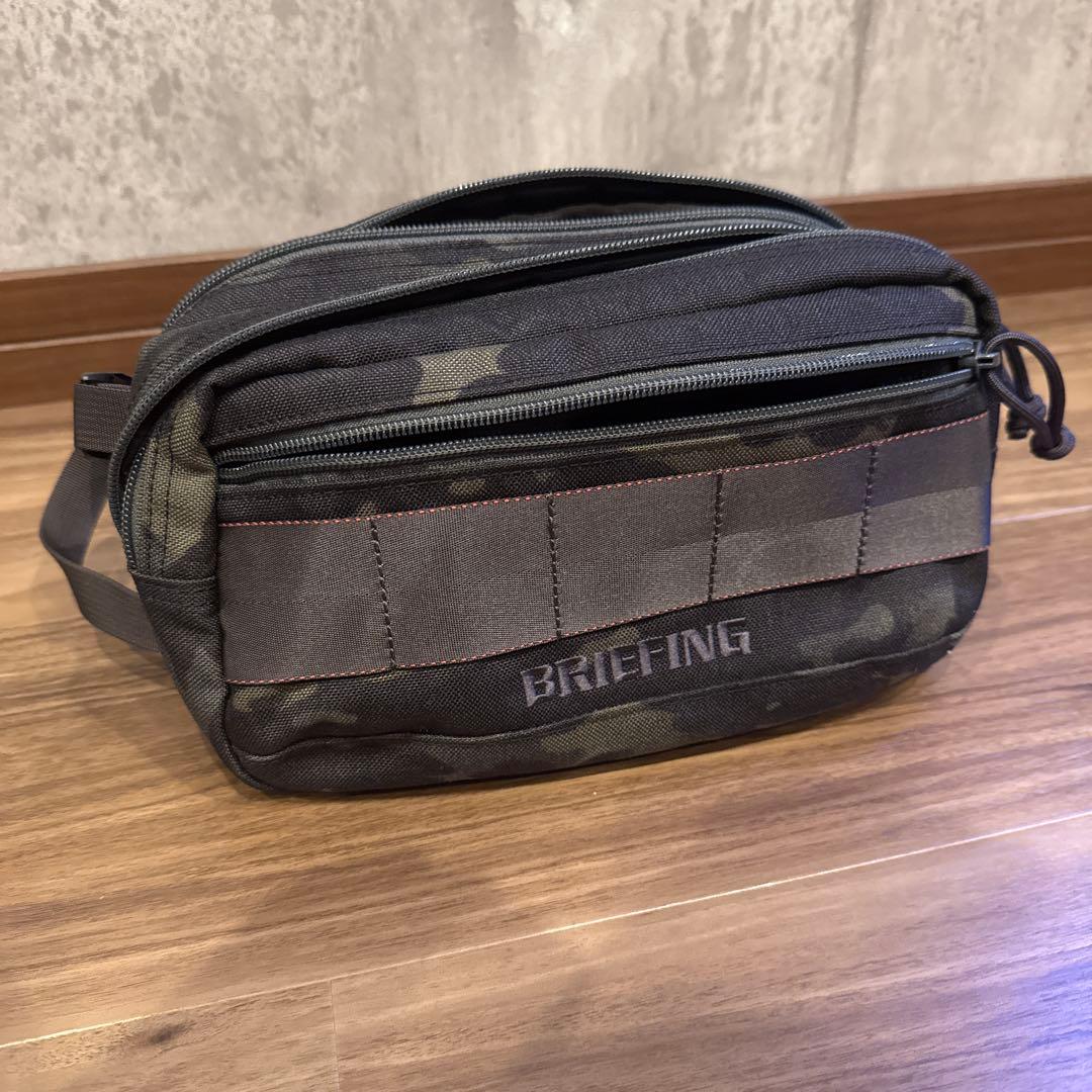 YEEZY♪ 　BRIEFING ゴルフ　カートバッグ