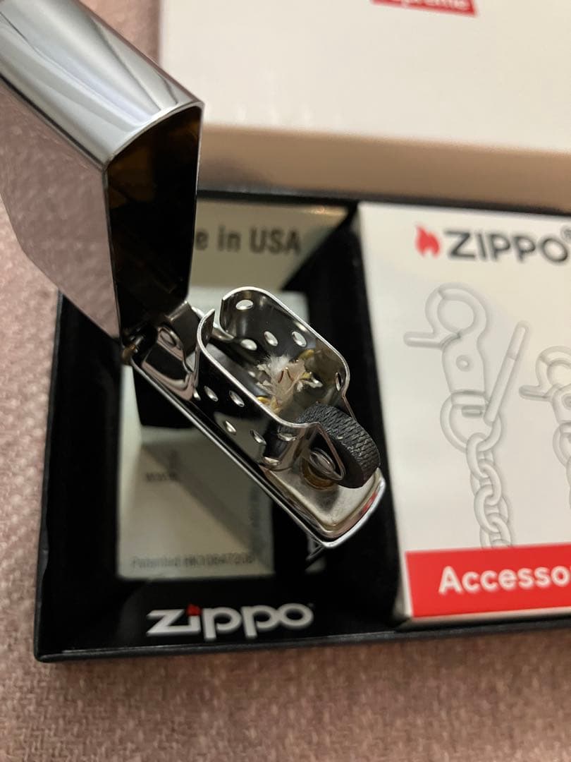 新品❗️Supreme CHAIN ZIPPO® シュプリーム ジッポ　チェーン付