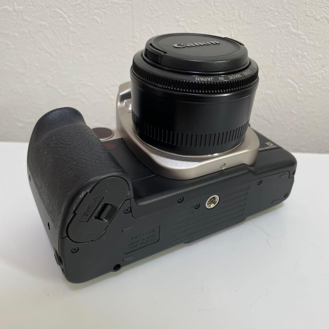 キャノン Canon EOS55 一眼レフ フィルムカメラ