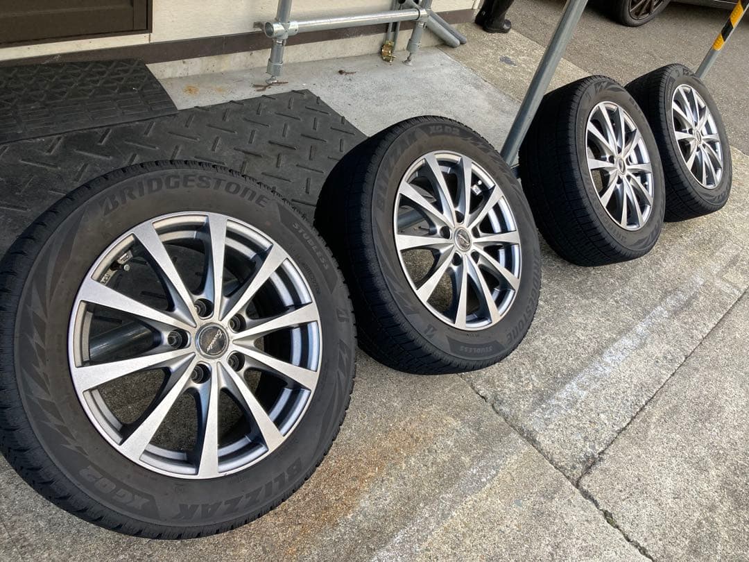 205/55 R 16スタッドレスタイヤホイールセット
