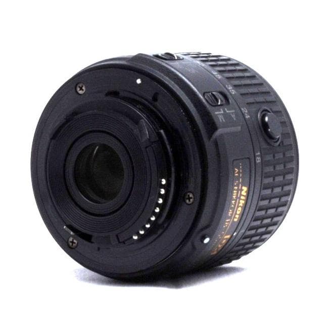 ★ショット数、外観新品級★Wi-Fi搭載★自撮り可能★Nikon D5300★