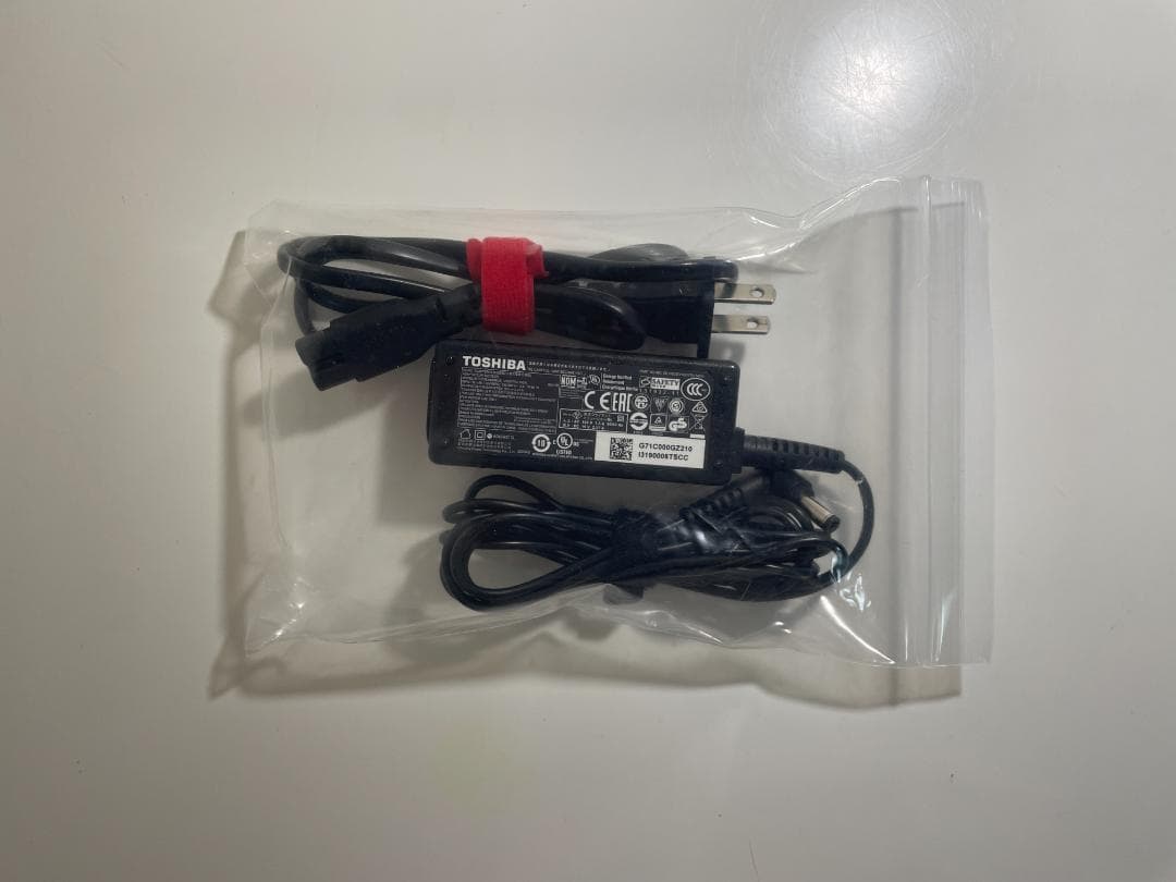 第8世代ＤynabookP1-T6NP-EG i7-8565USSD500M16