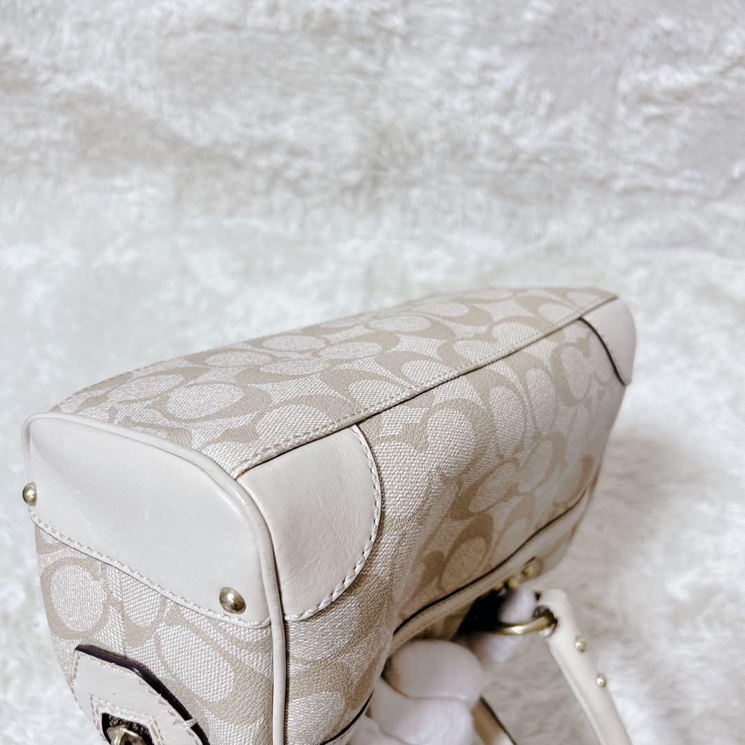 COACH コーチ　ヘリテージ ストライプ スモール ドームド ハンドバッグ