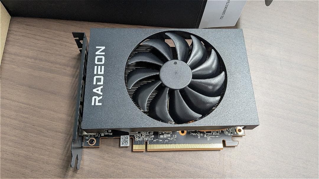 【ほぼ新品】玄人志向製グラフィックボード Radeon RX6500XT 4GB