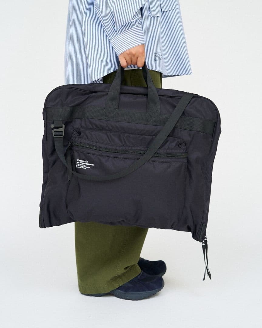 レア 即完売 Fresh Service マルチポケット ガーメントバッグ