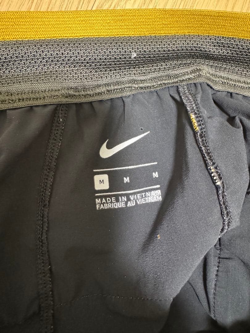 GYAKUSOU ショートパンツ 黒/黄色　サイズＭ