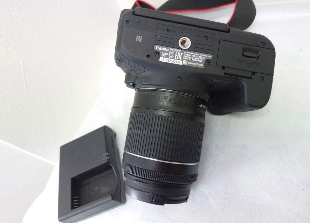 デジタルカメラ Canon EOS Kiss X8i