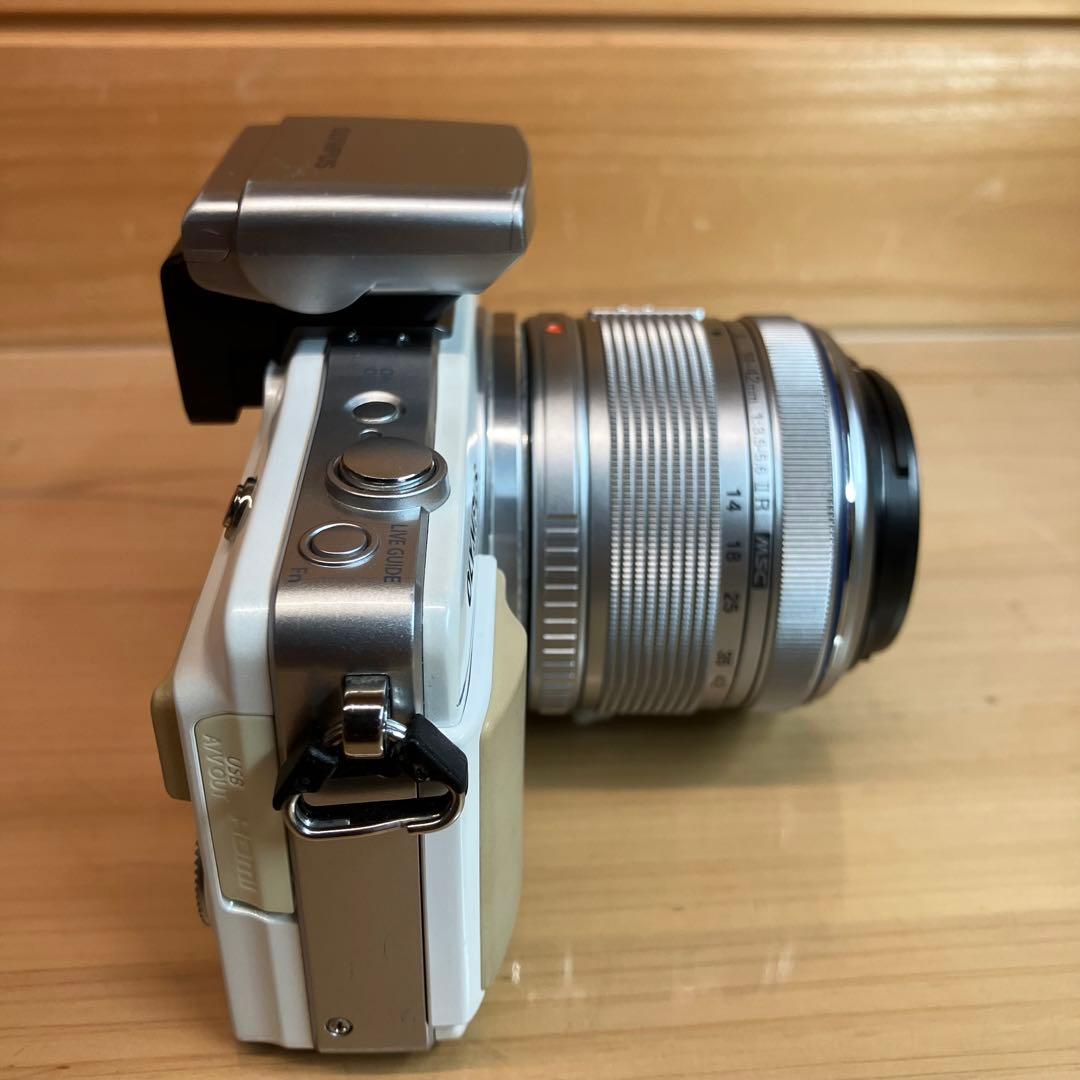 OLYMPUSオリンパス PEN mini E-PM2 ホワイト ミラーレス一眼