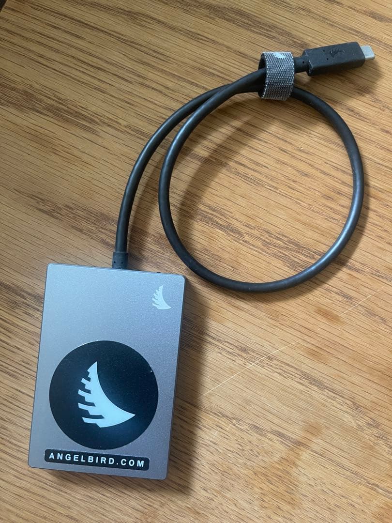 美品! angelbird cfexpress type b カードリーダー