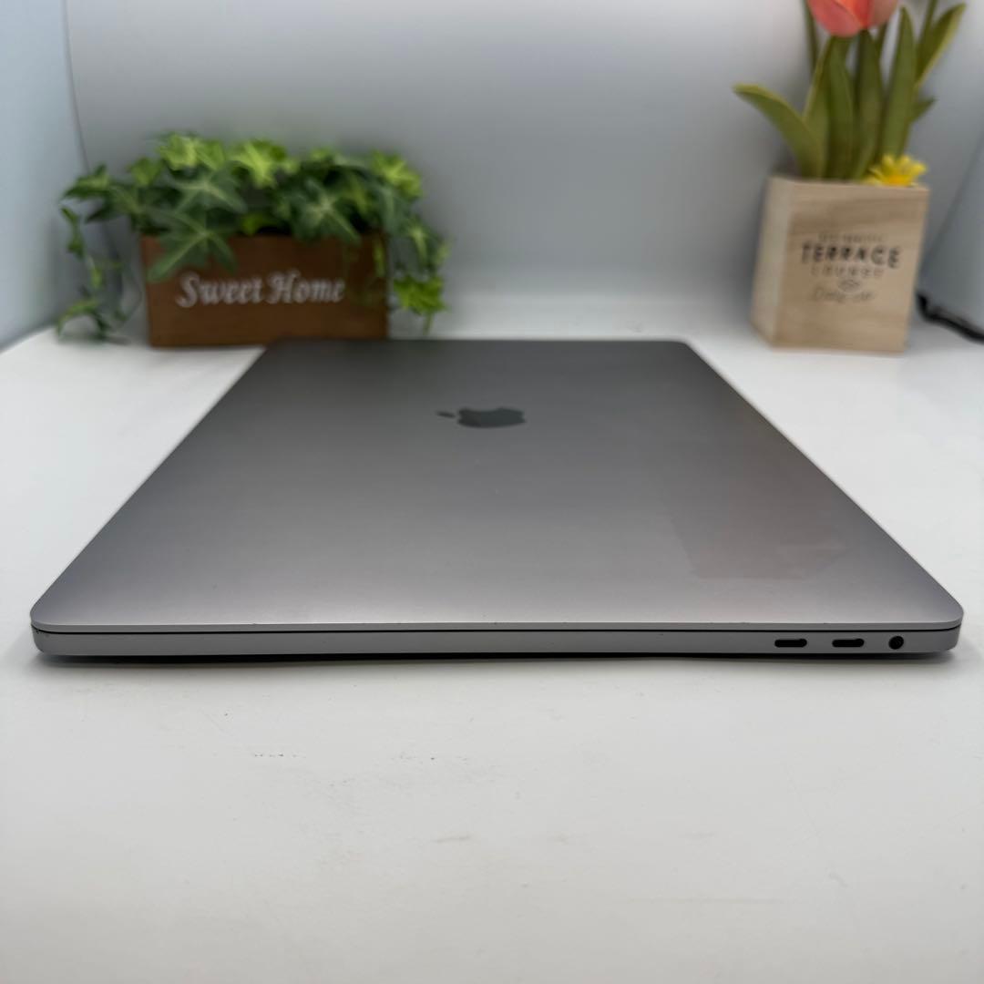 MacBook Pro 16インチ 2019 Ci7/32GB/512GB