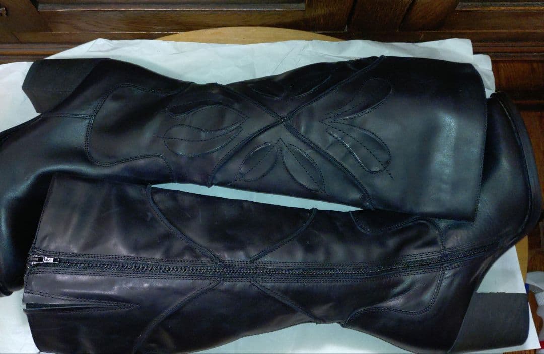 専用　Clarks　ブラックレザー ロングブーツ フラワー　刺繍